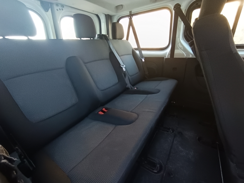 Renault Trafic — 10