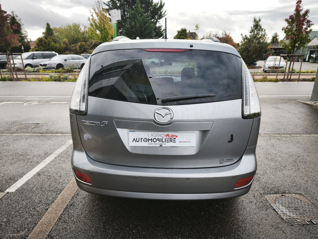 Mazda Mazda 5 — 6