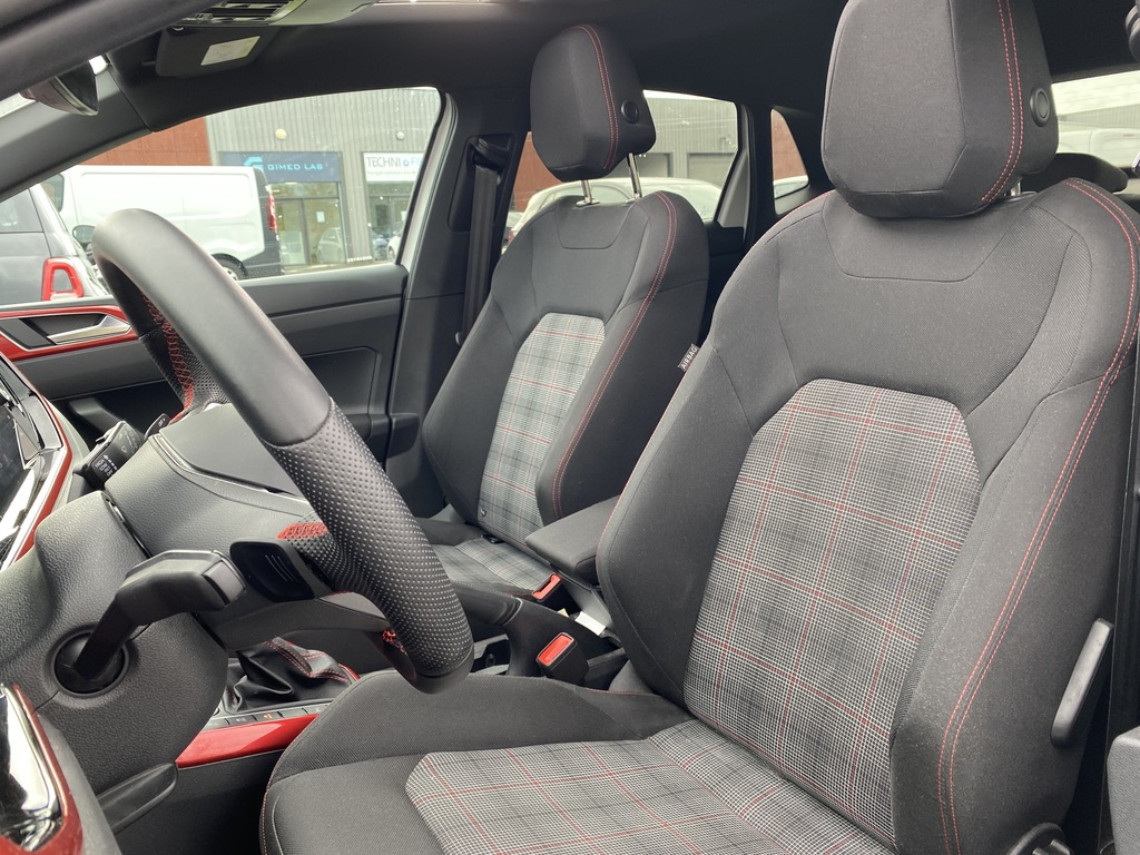 Volkswagen Polo — 10