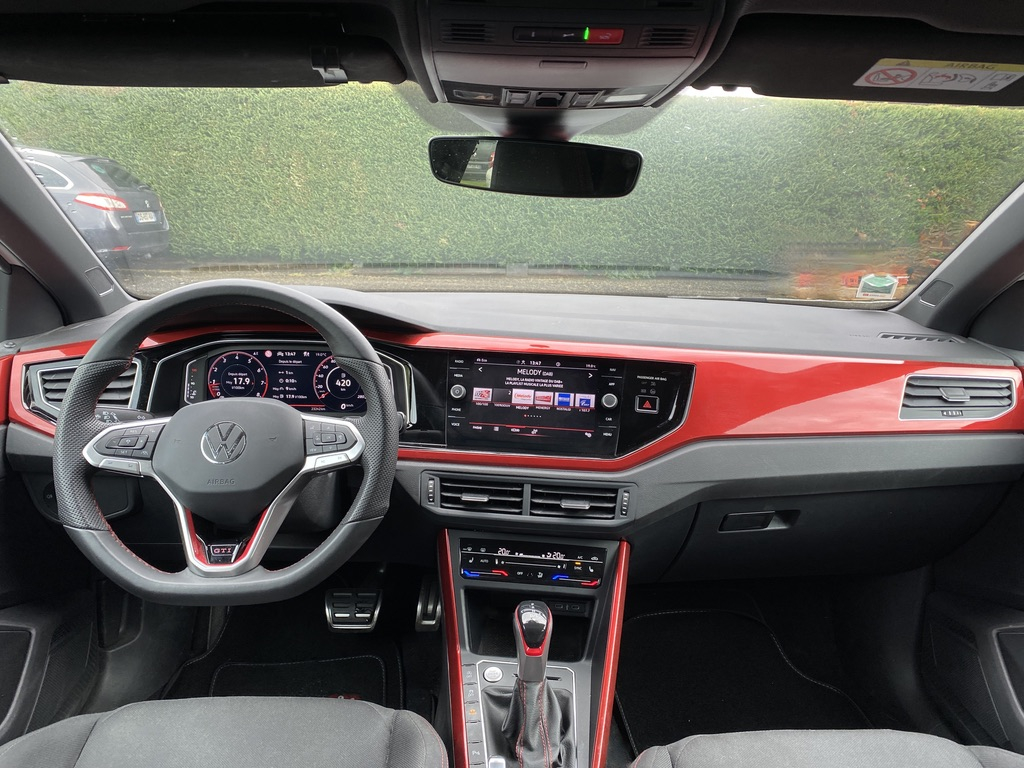 Volkswagen Polo — 13