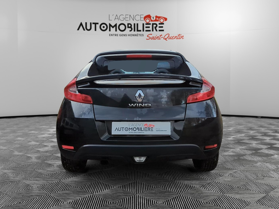 Renault Wind — 9