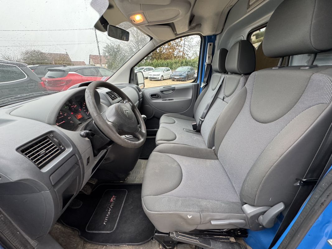 Citroen Jumpy — 10
