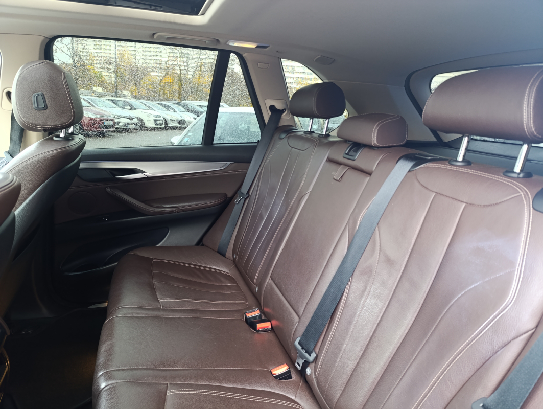 Bmw X5 — 12