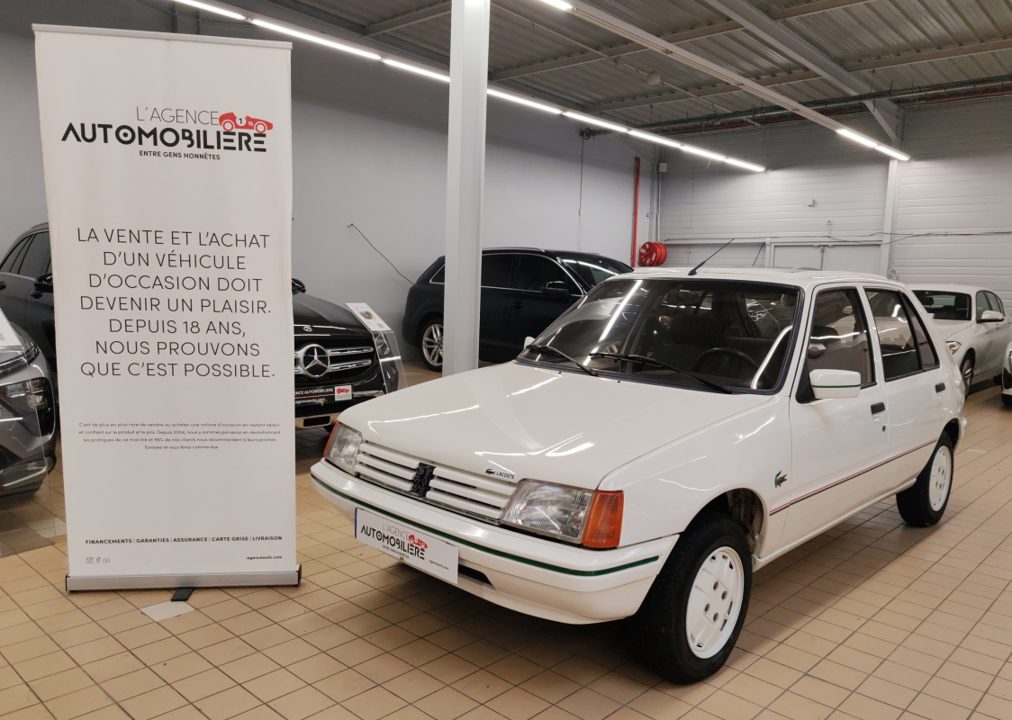 Peugeot 205