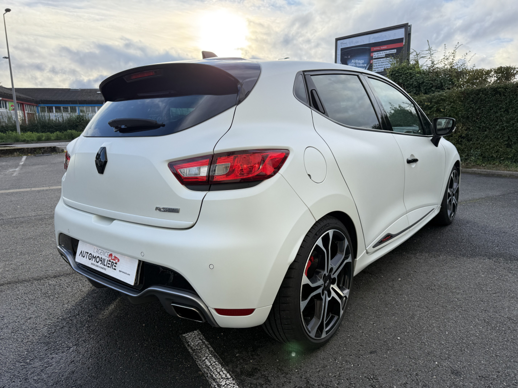 Renault Clio — 5