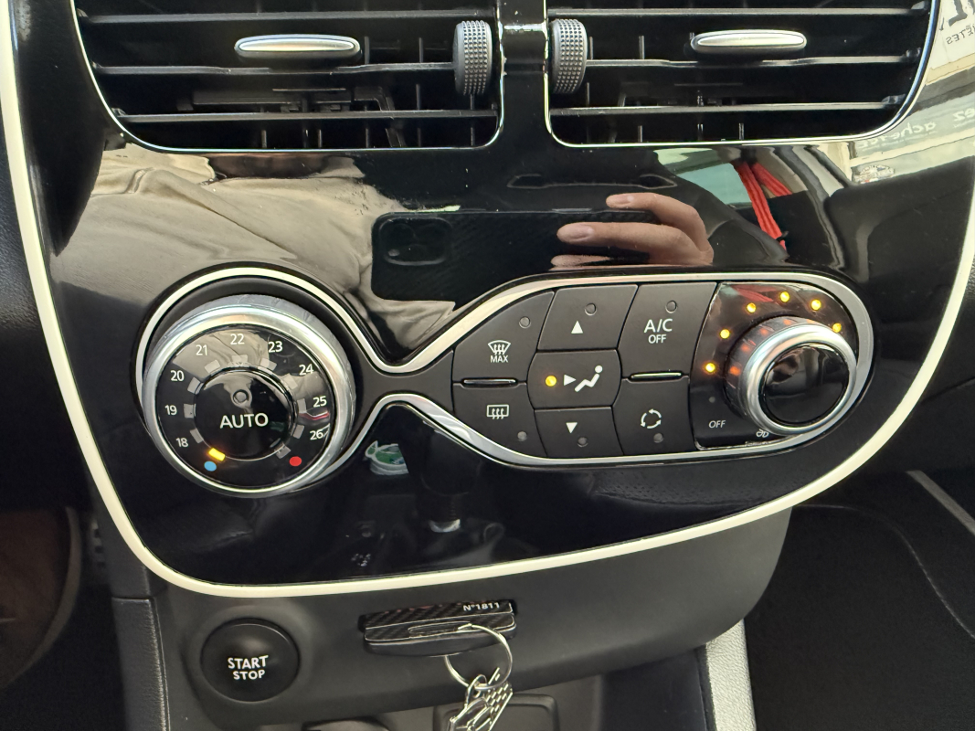 Renault Clio — 27