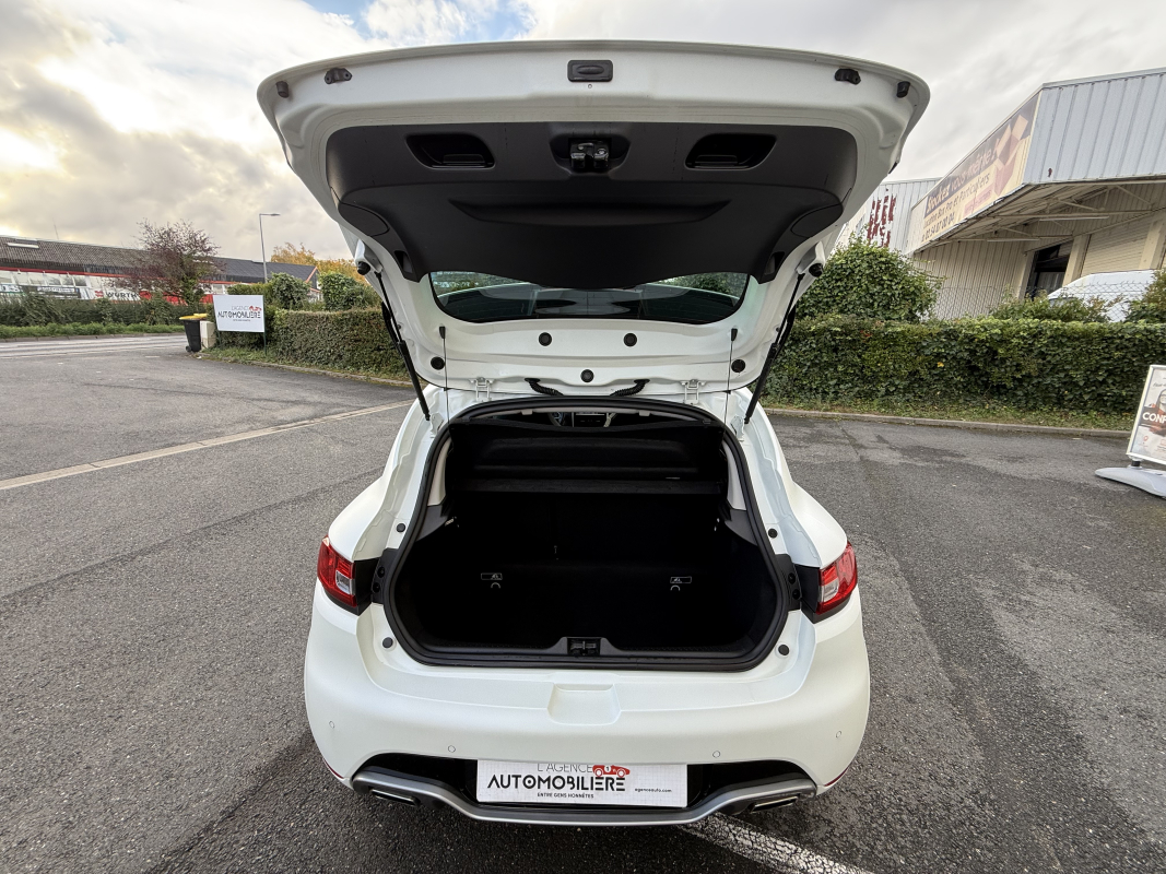 Renault Clio — 40