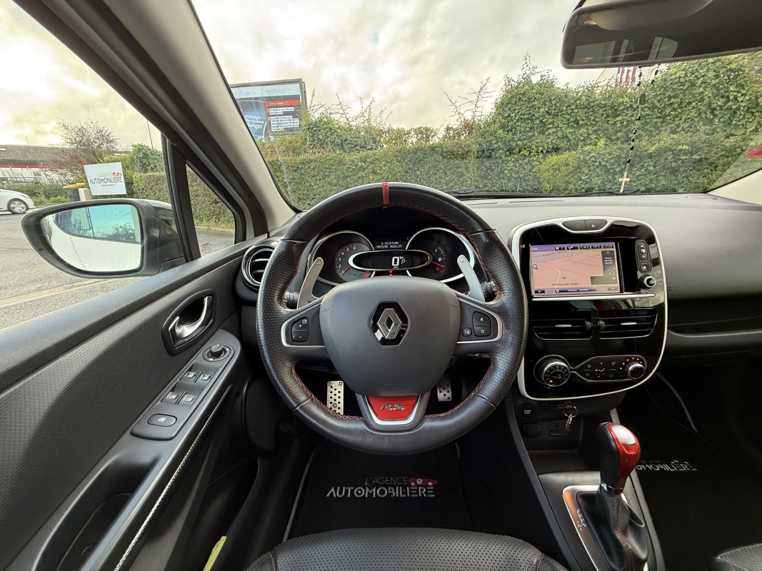 Renault Clio — 21