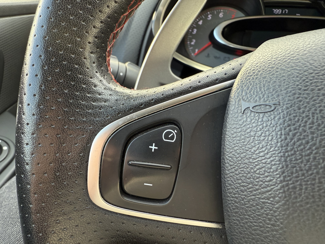 Renault Clio — 23
