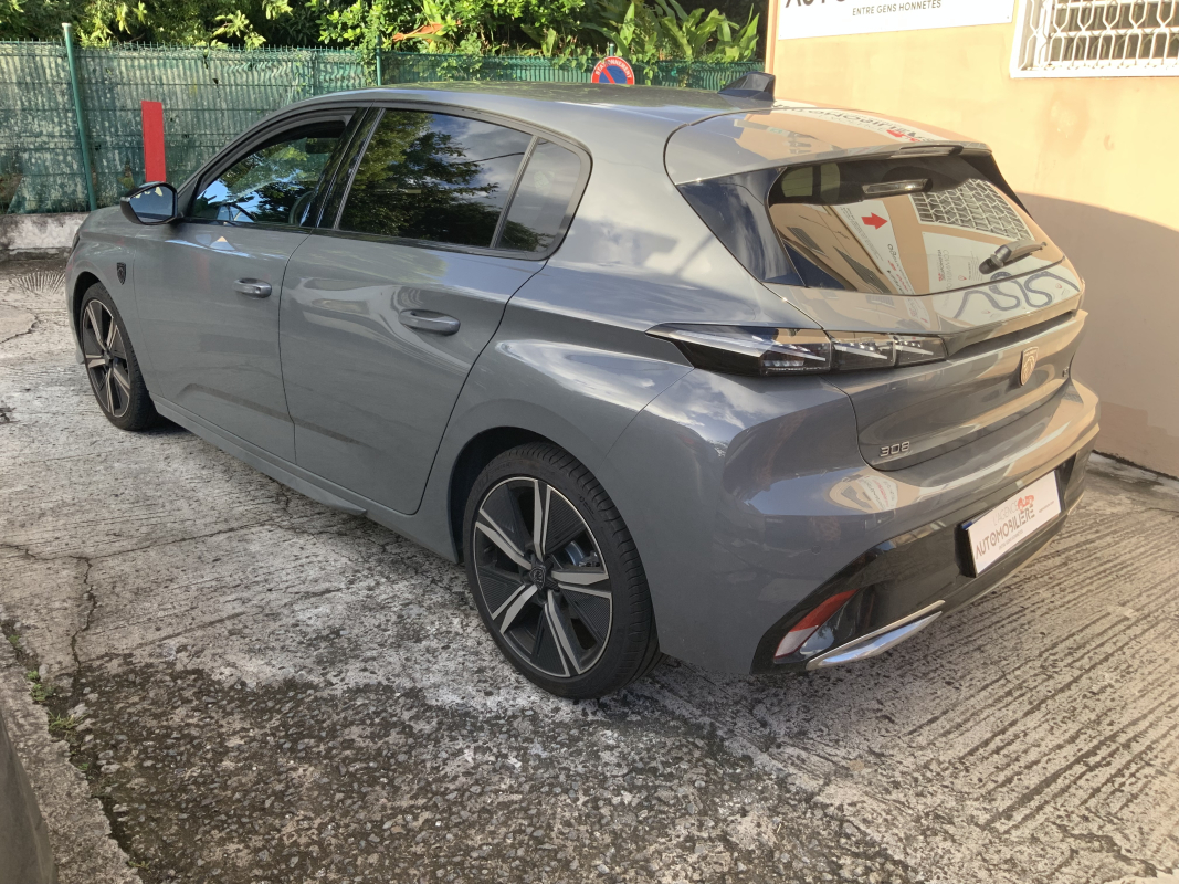 Peugeot 308 — 10