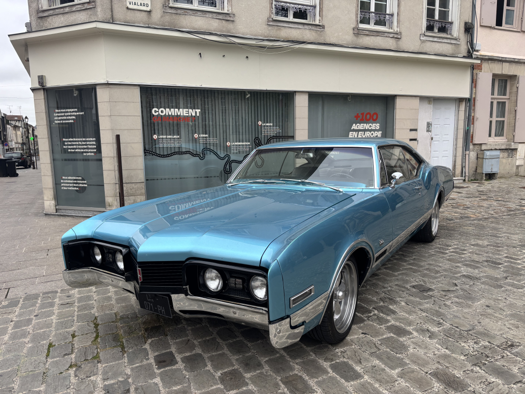 Oldsmobile Delta Custom
