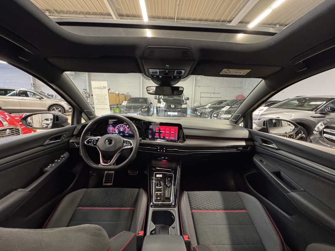 Volkswagen Golf — 17