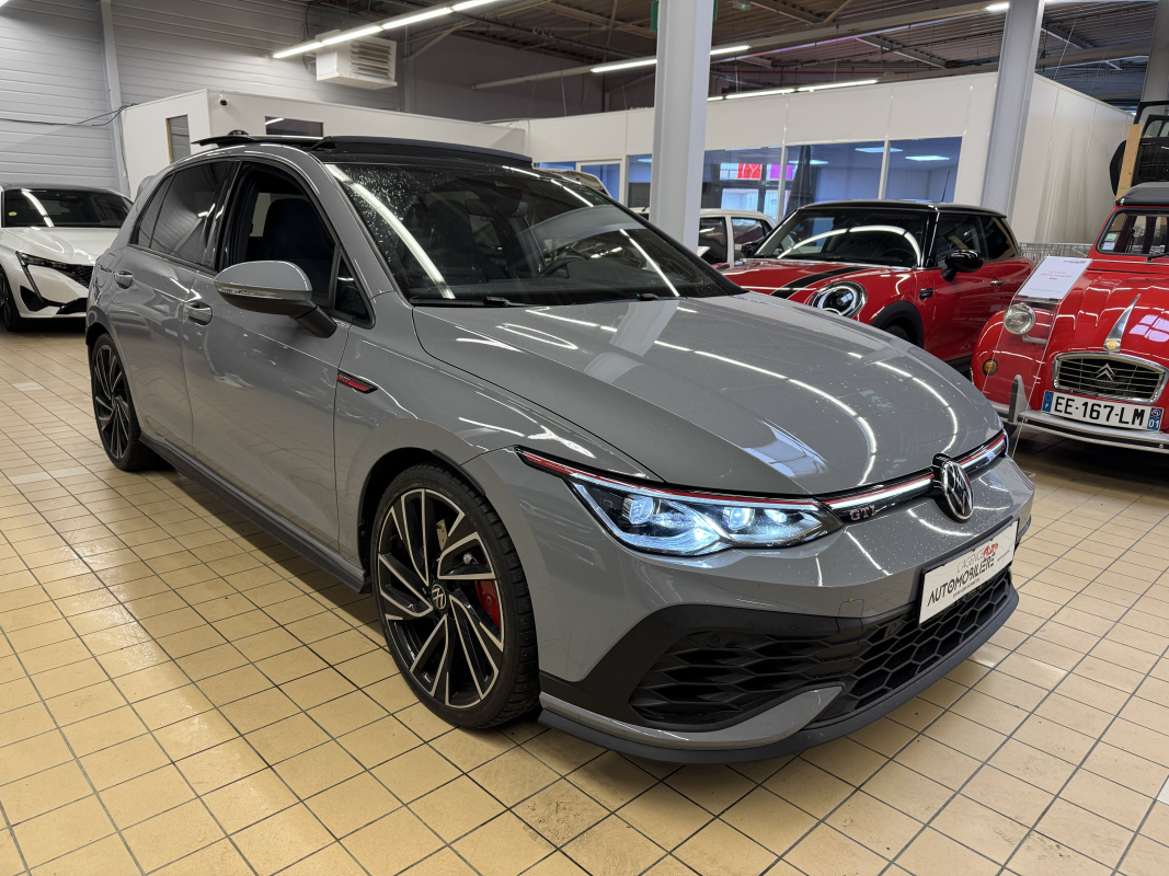 Volkswagen Golf — 11