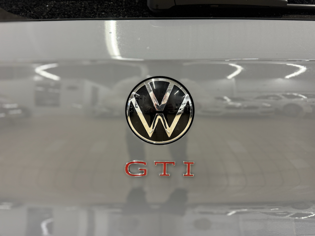 Volkswagen Golf — 40