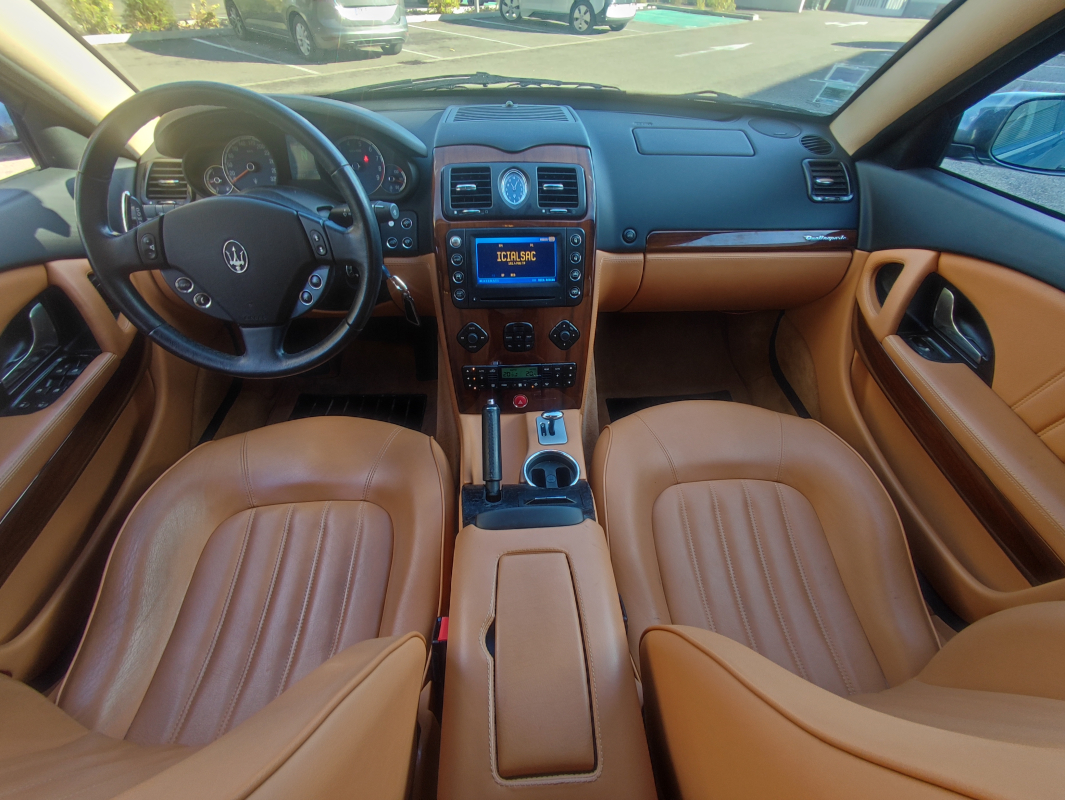 Maserati Quattroporte — 14
