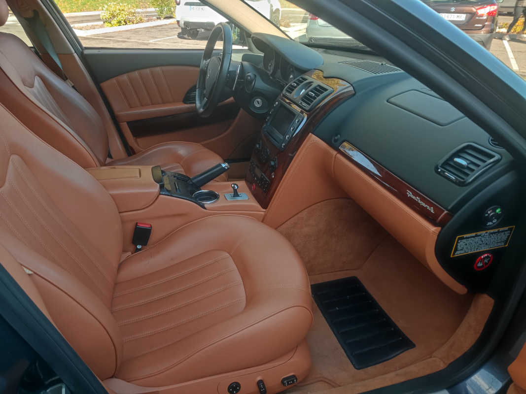 Maserati Quattroporte — 12