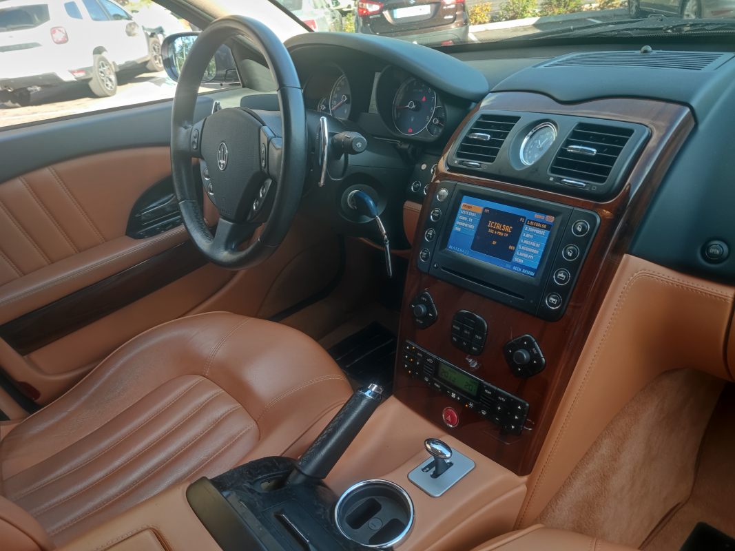 Maserati Quattroporte — 13
