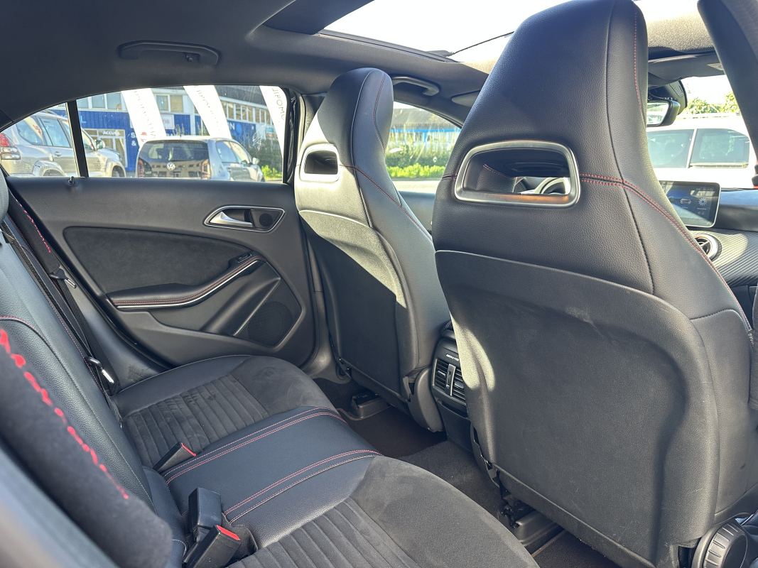 Mercedes Classe A — 13