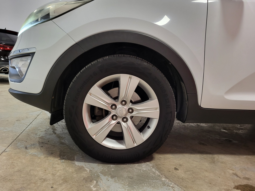 Kia Sportage — 12