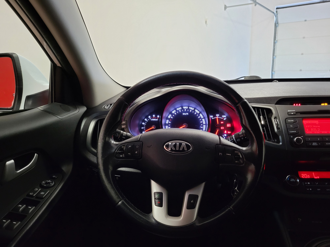 Kia Sportage — 16