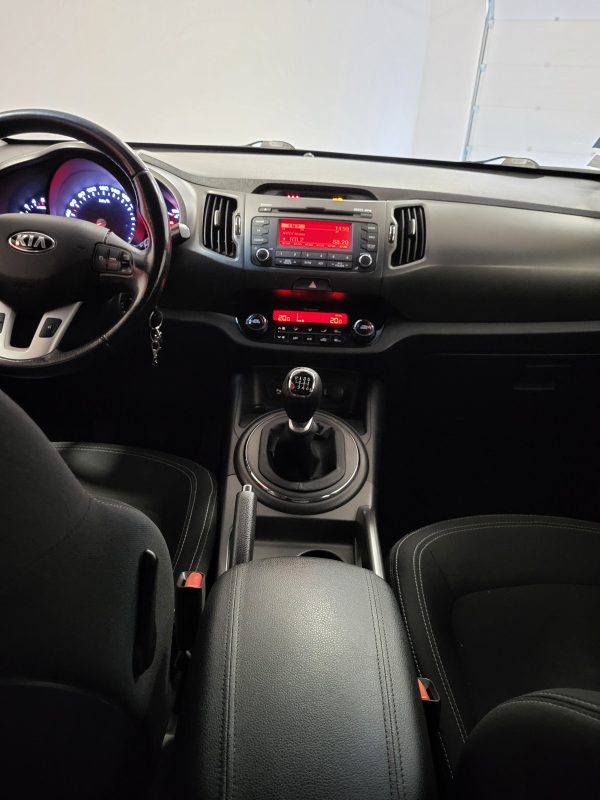 Kia Sportage — 24