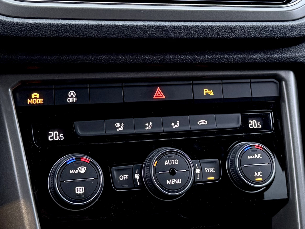 Volkswagen T-roc — 13