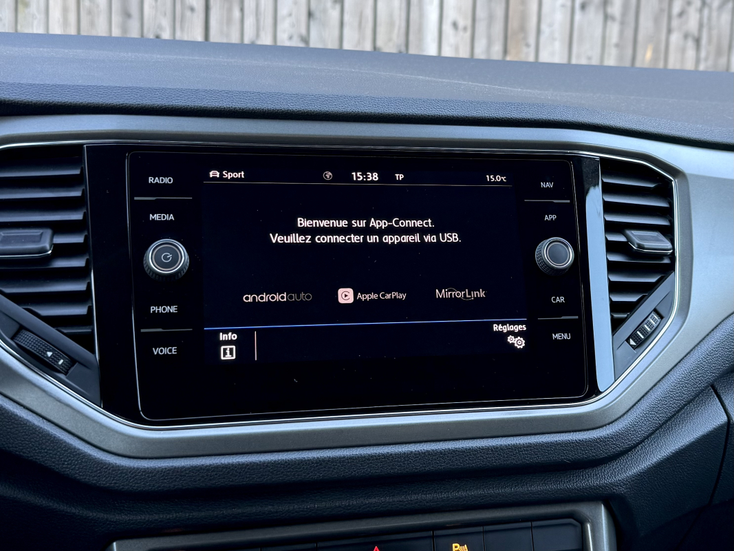 Volkswagen T-roc — 12