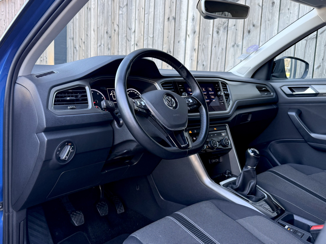 Volkswagen T-roc — 4