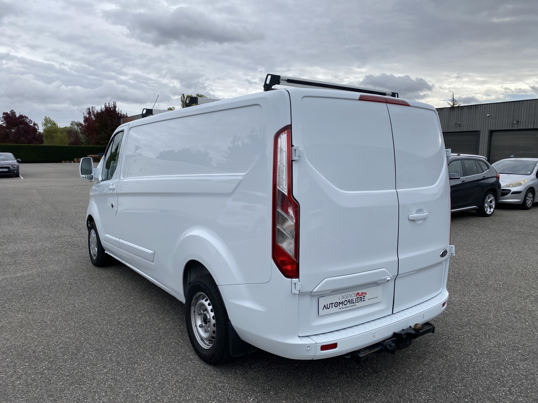 Ford Transit — 5
