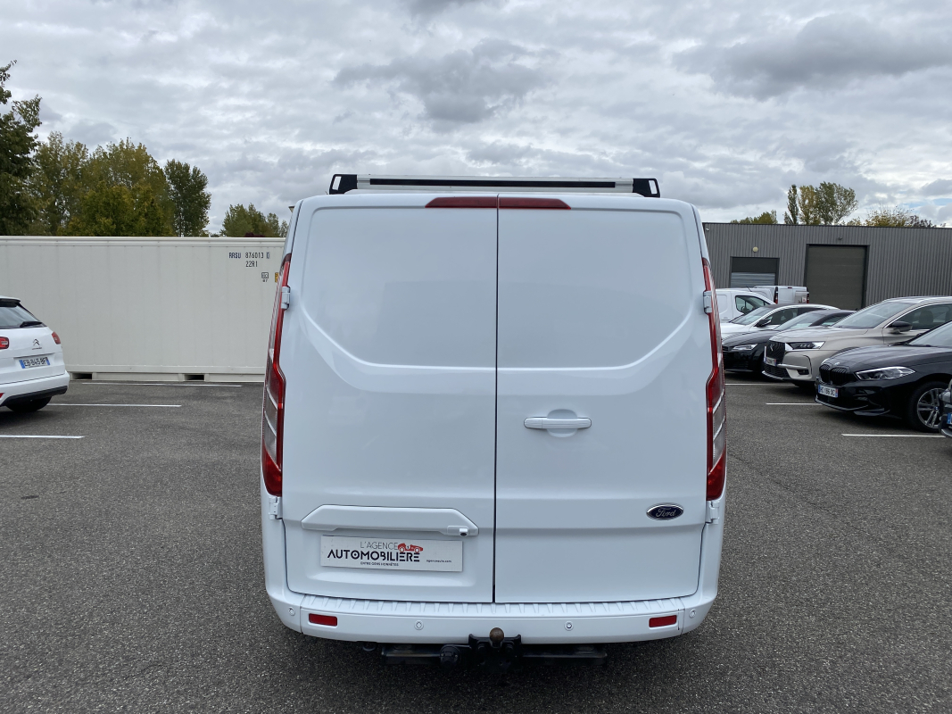 Ford Transit — 4