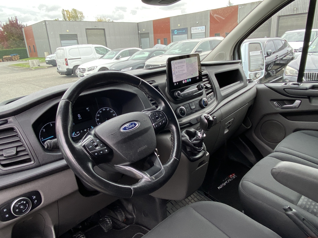 Ford Transit — 11