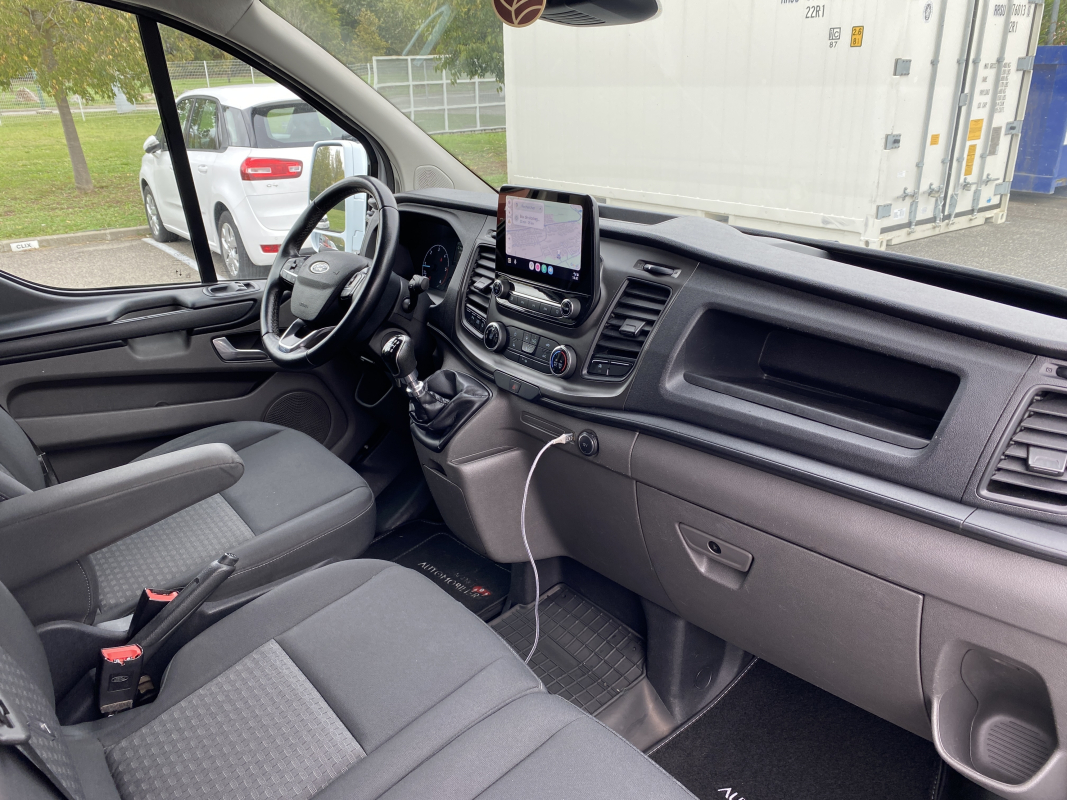 Ford Transit — 14