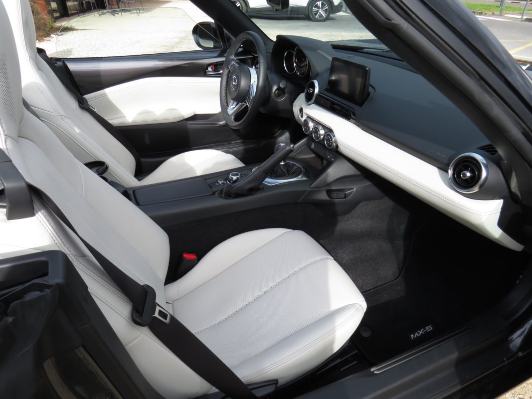 Mazda MX-5 — 11