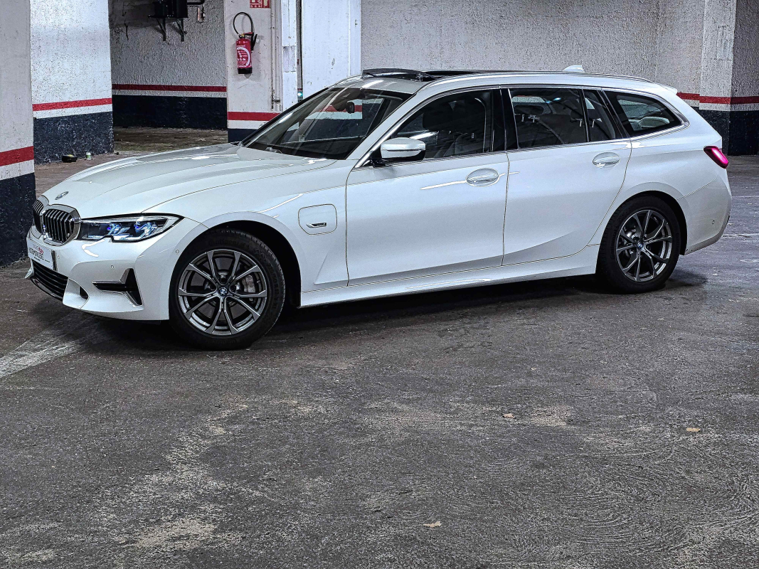 Bmw Série 3 Touring — 4