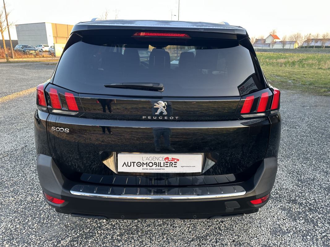Peugeot 5008 — 4