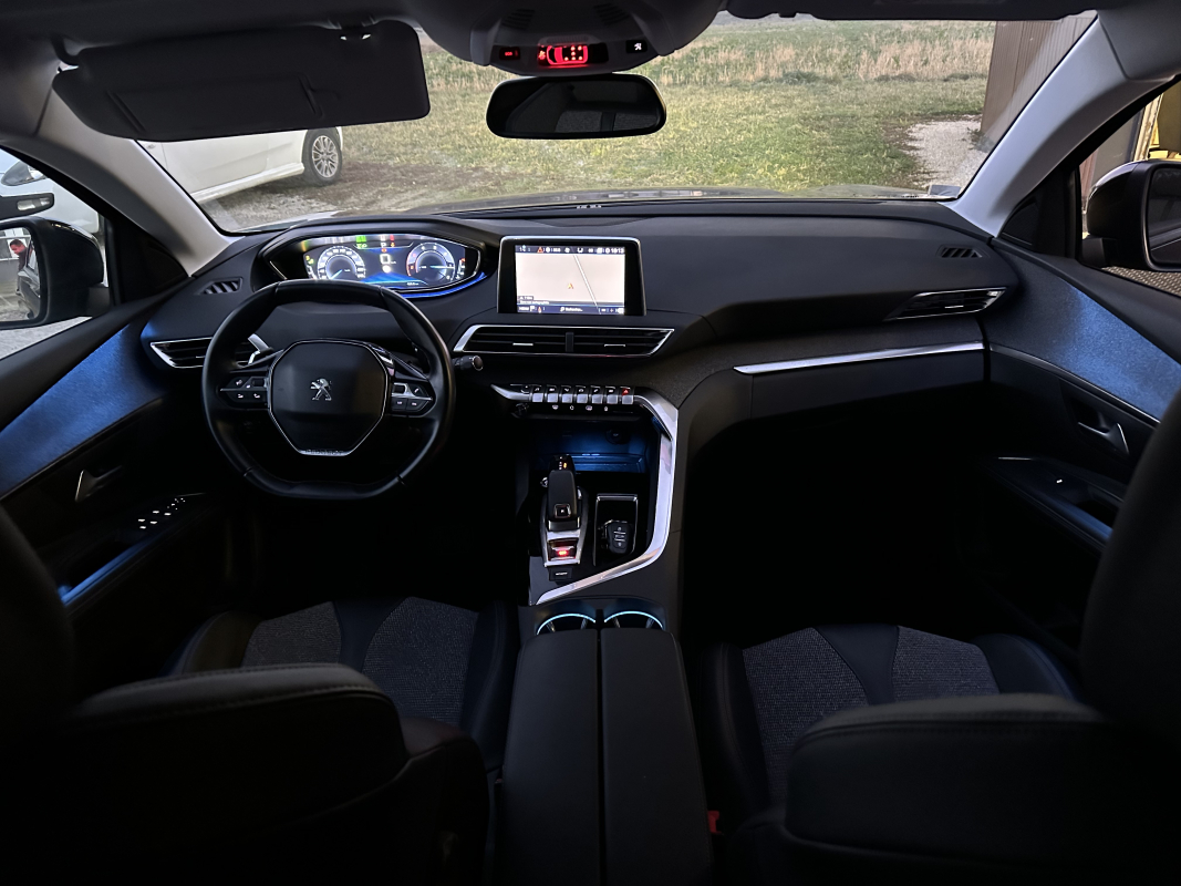 Peugeot 5008 — 10