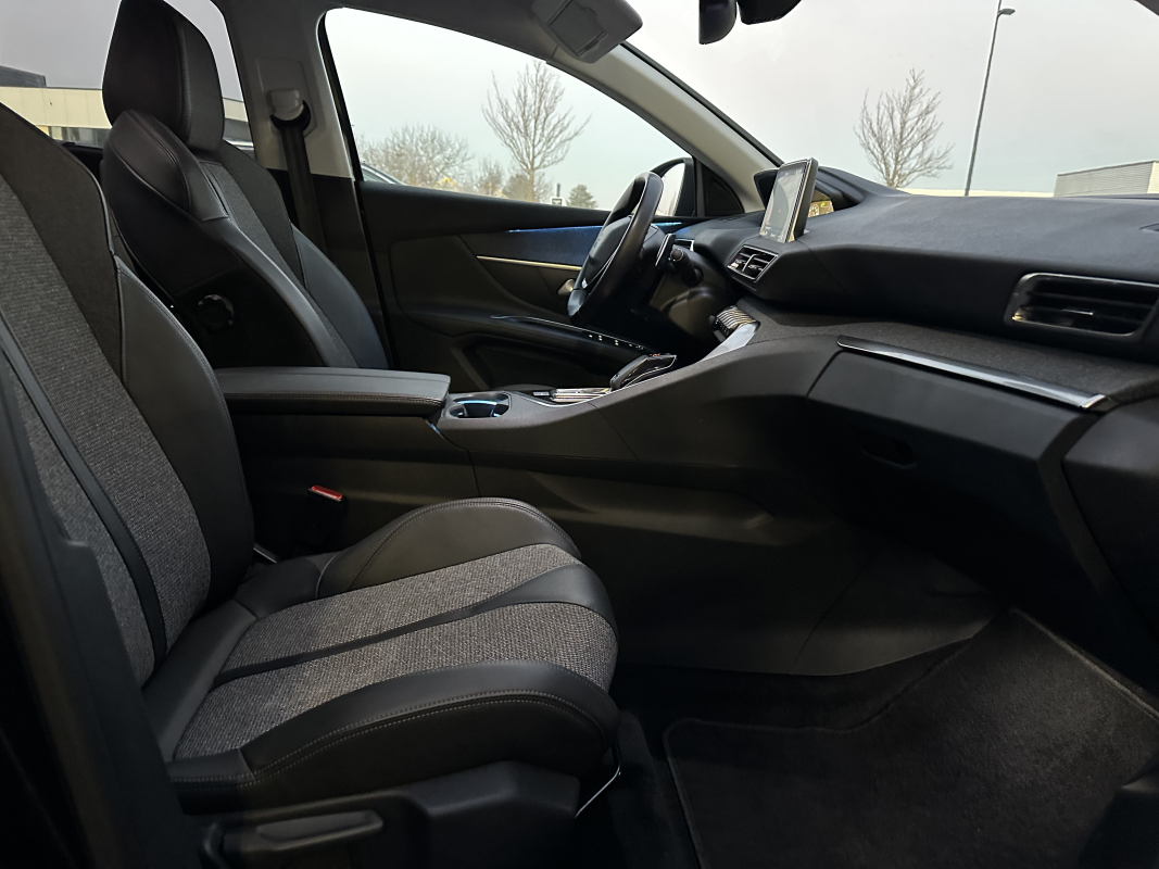 Peugeot 5008 — 14
