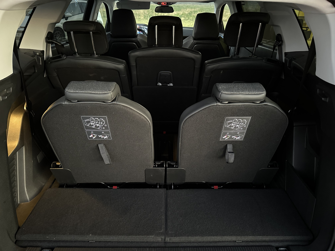 Peugeot 5008 — 17