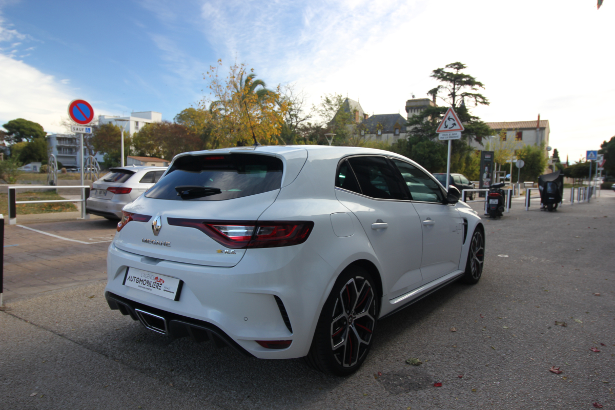 Renault Megane — 6