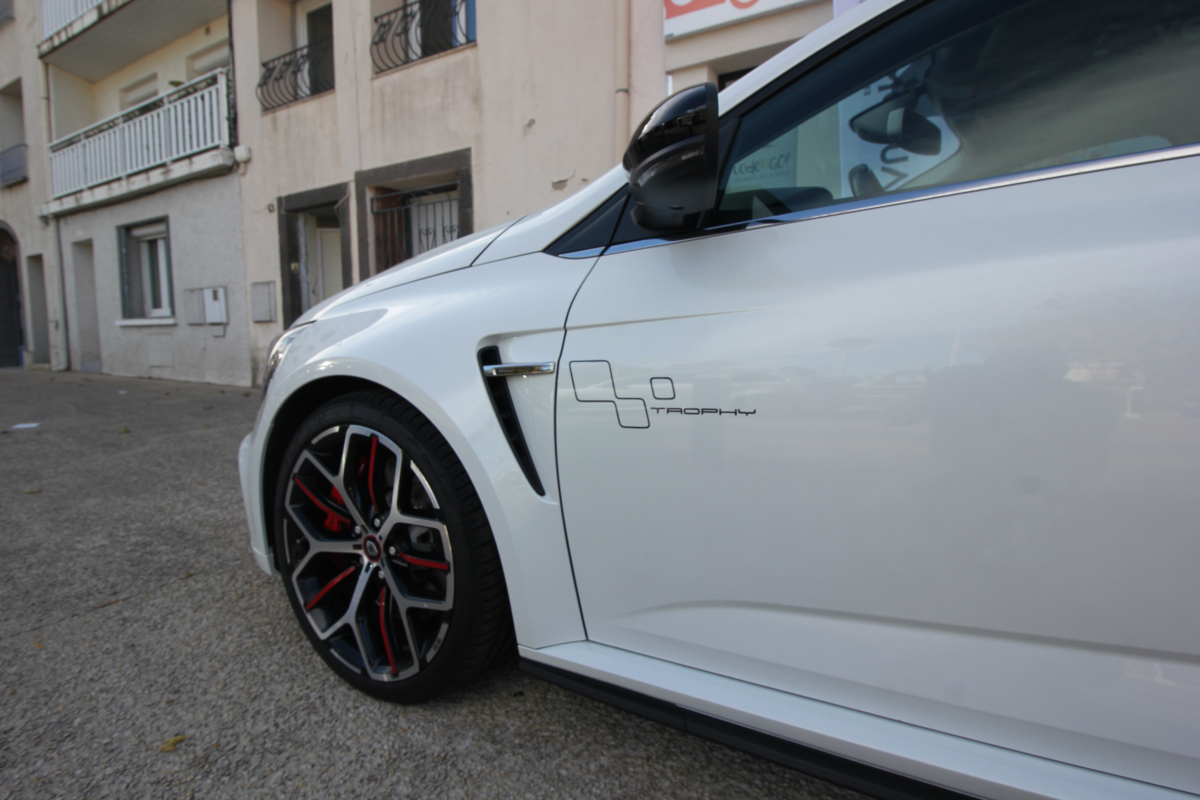 Renault Megane — 2