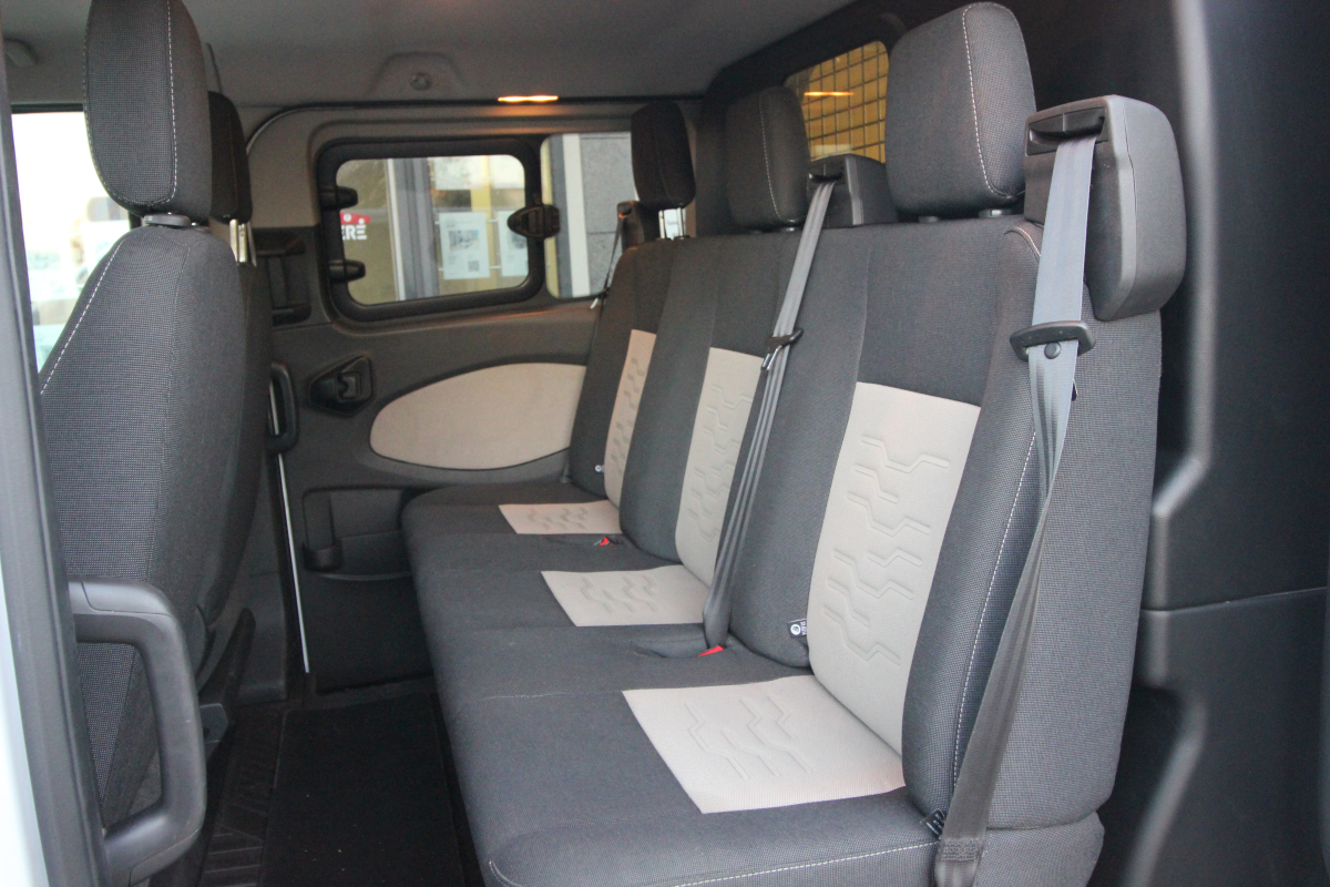 Ford Transit — 14
