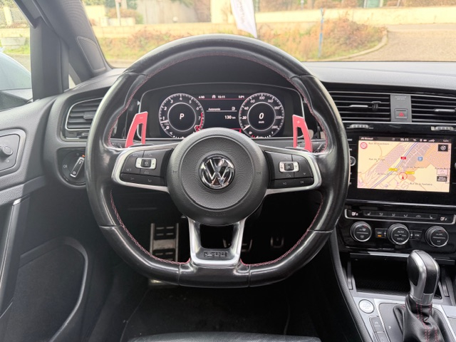 Volkswagen Golf — 8