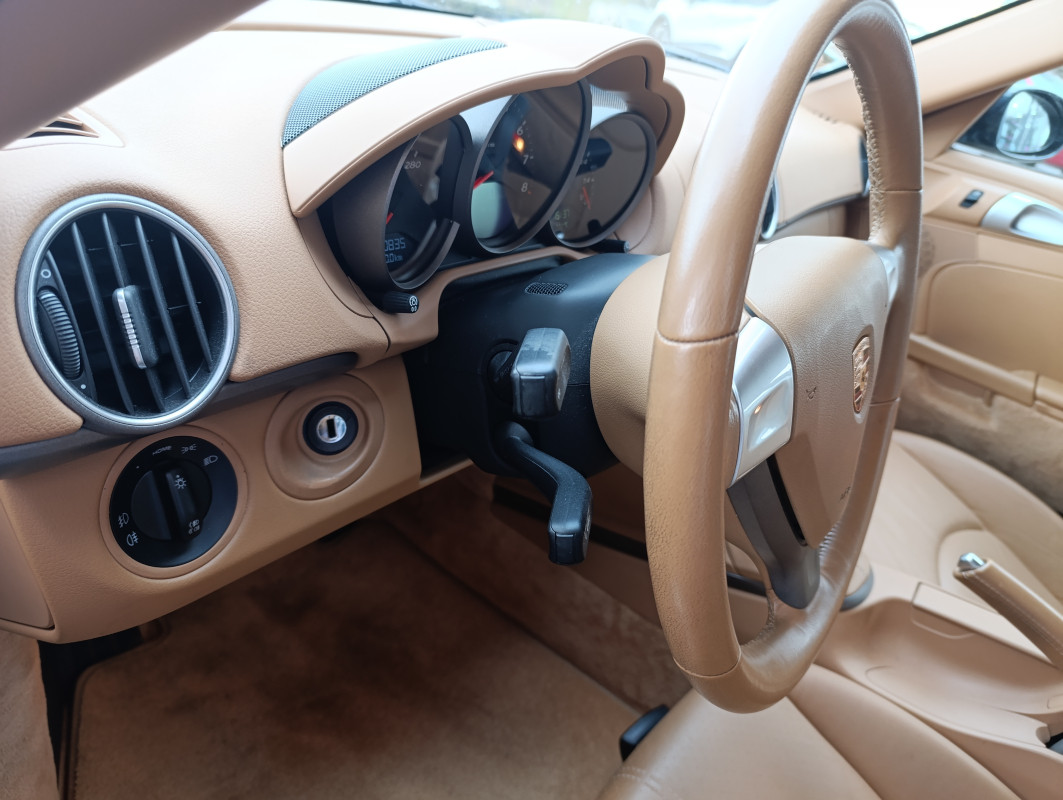 Porsche Cayman — 22