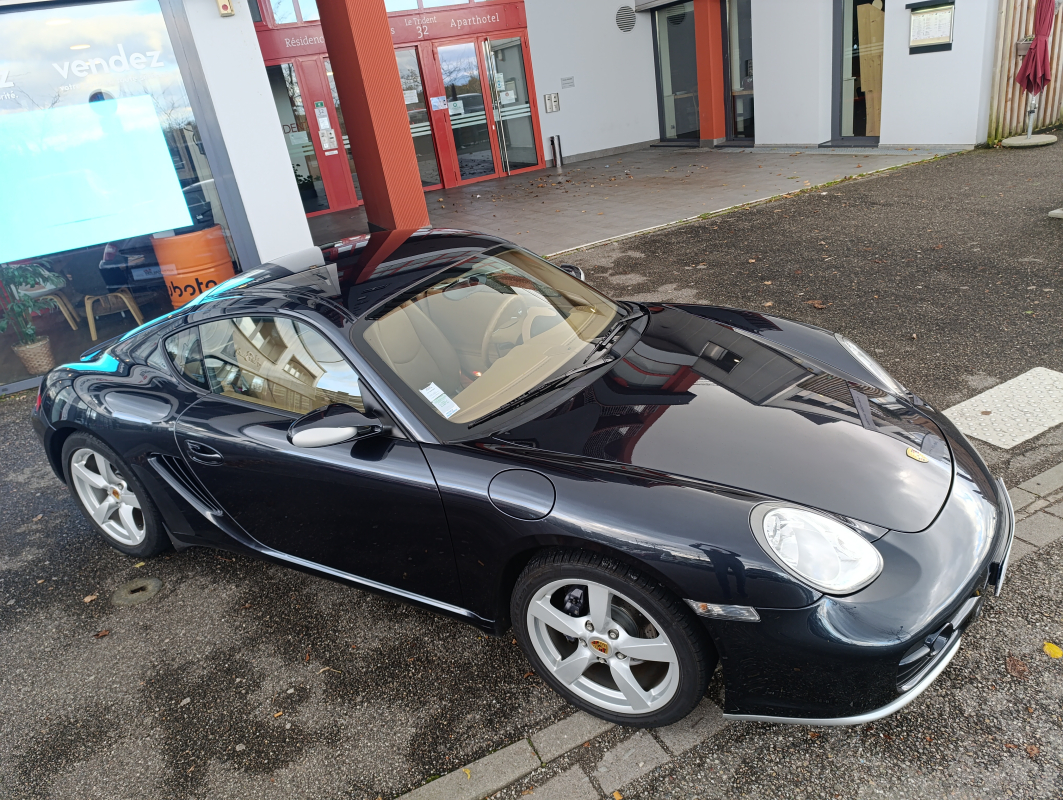 Porsche Cayman — 9