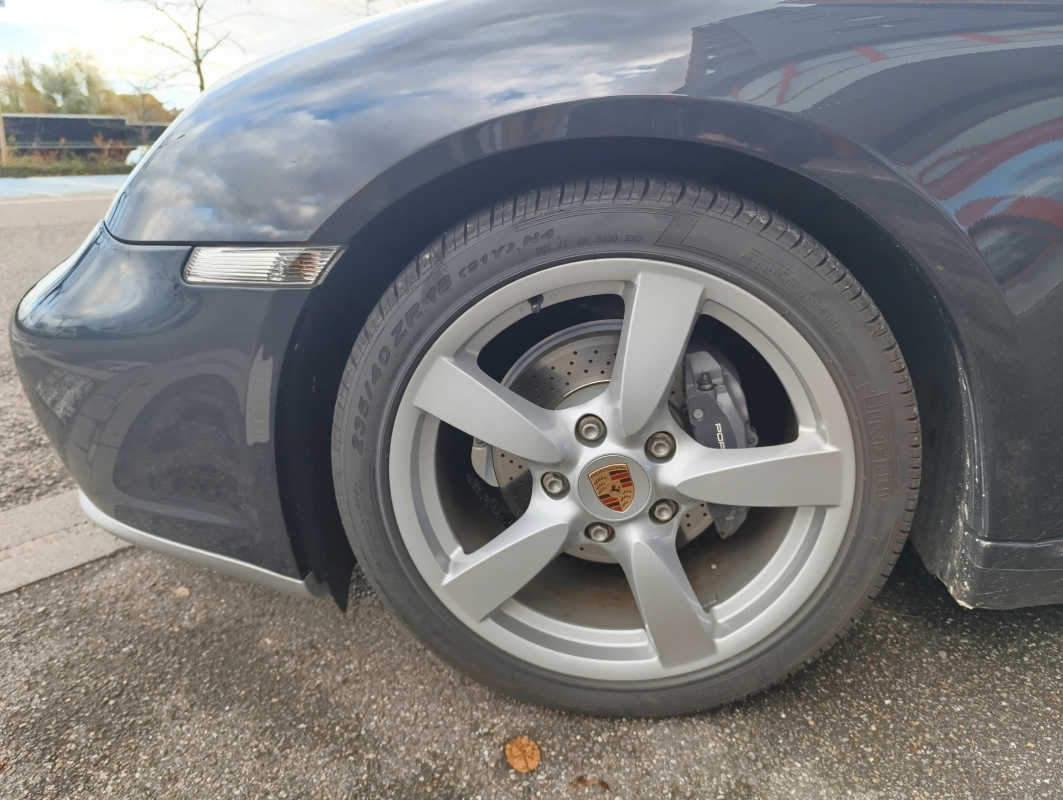 Porsche Cayman — 35