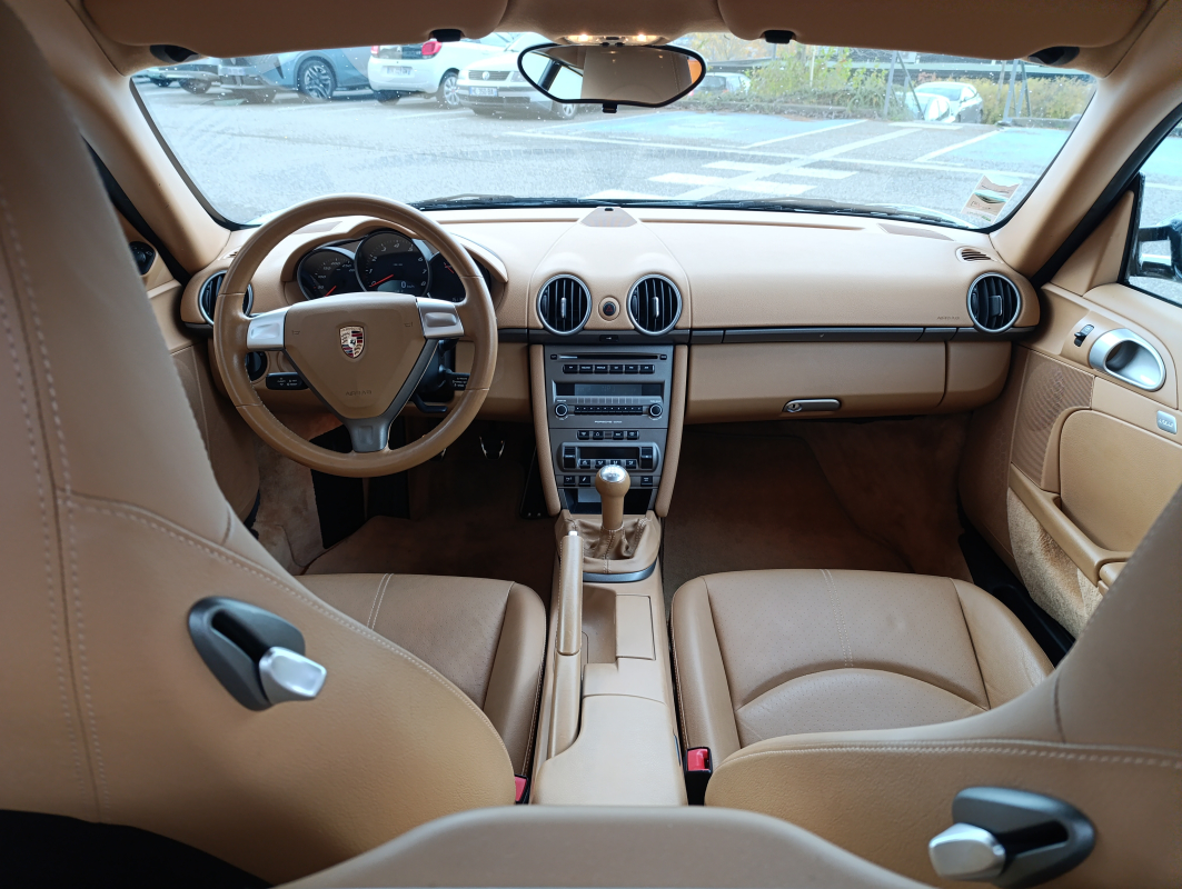 Porsche Cayman — 16