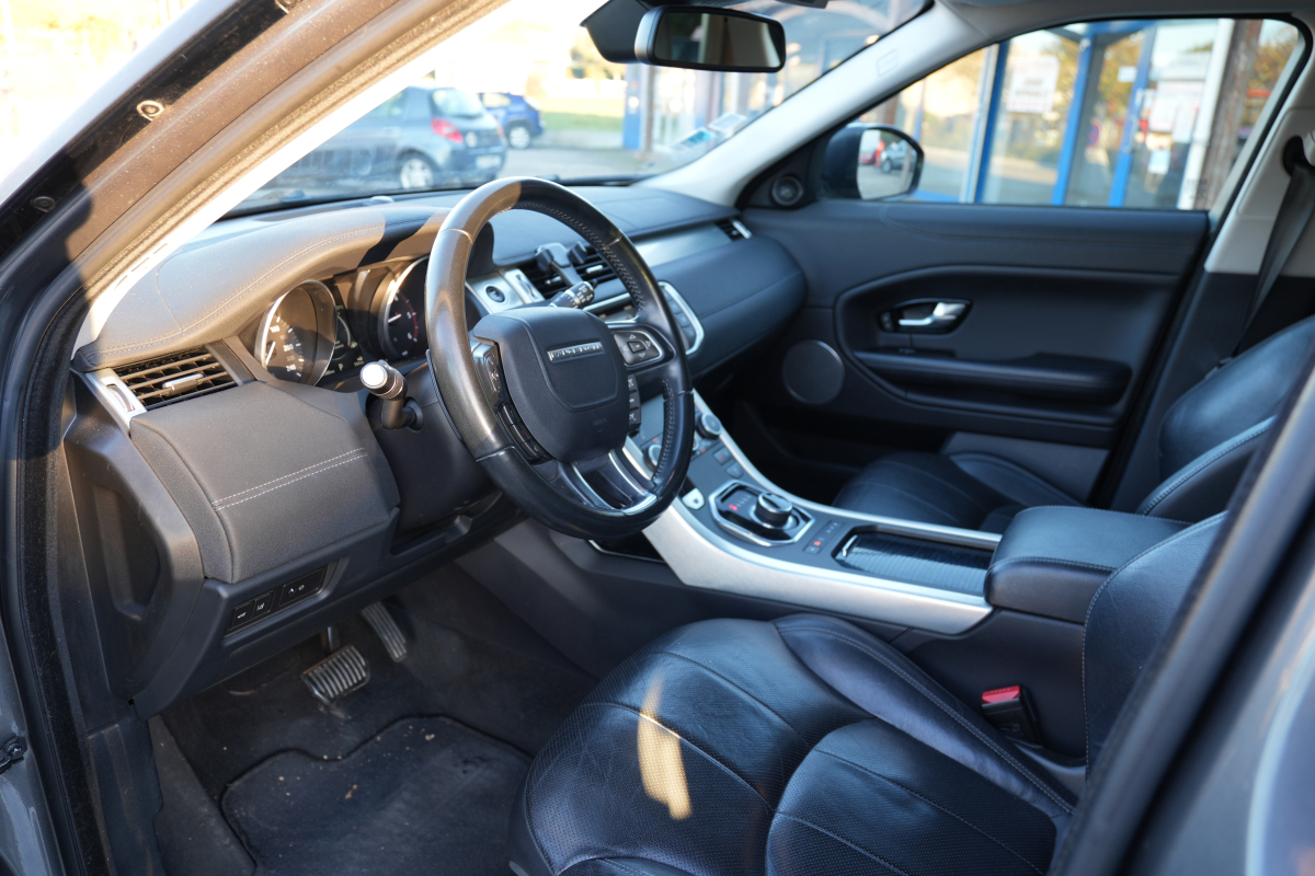 Land Rover Range Rover Evoque — 30