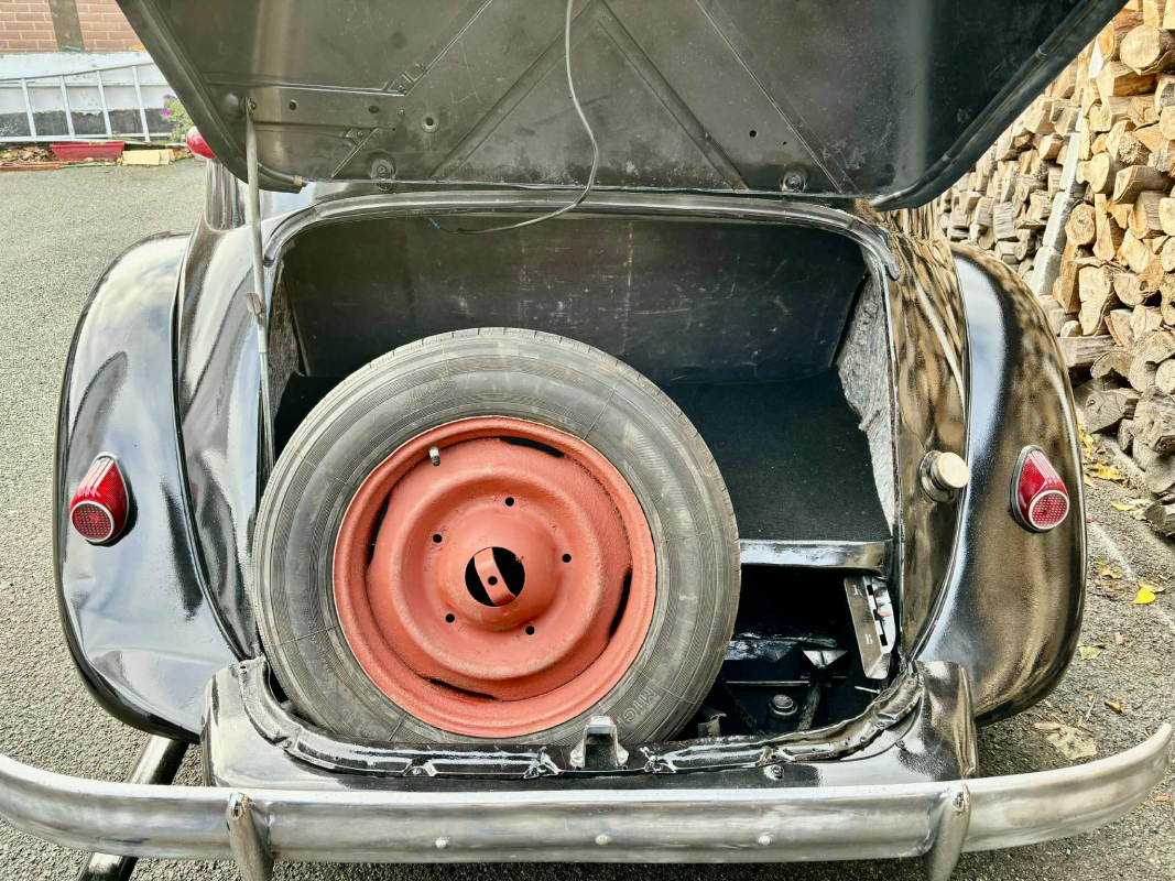 Citroen Traction/15 — 21