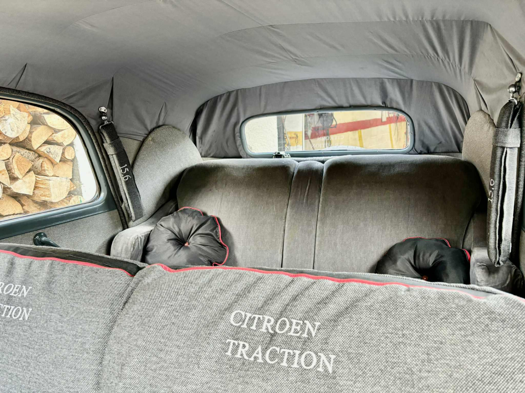 Citroen Traction/15 — 18