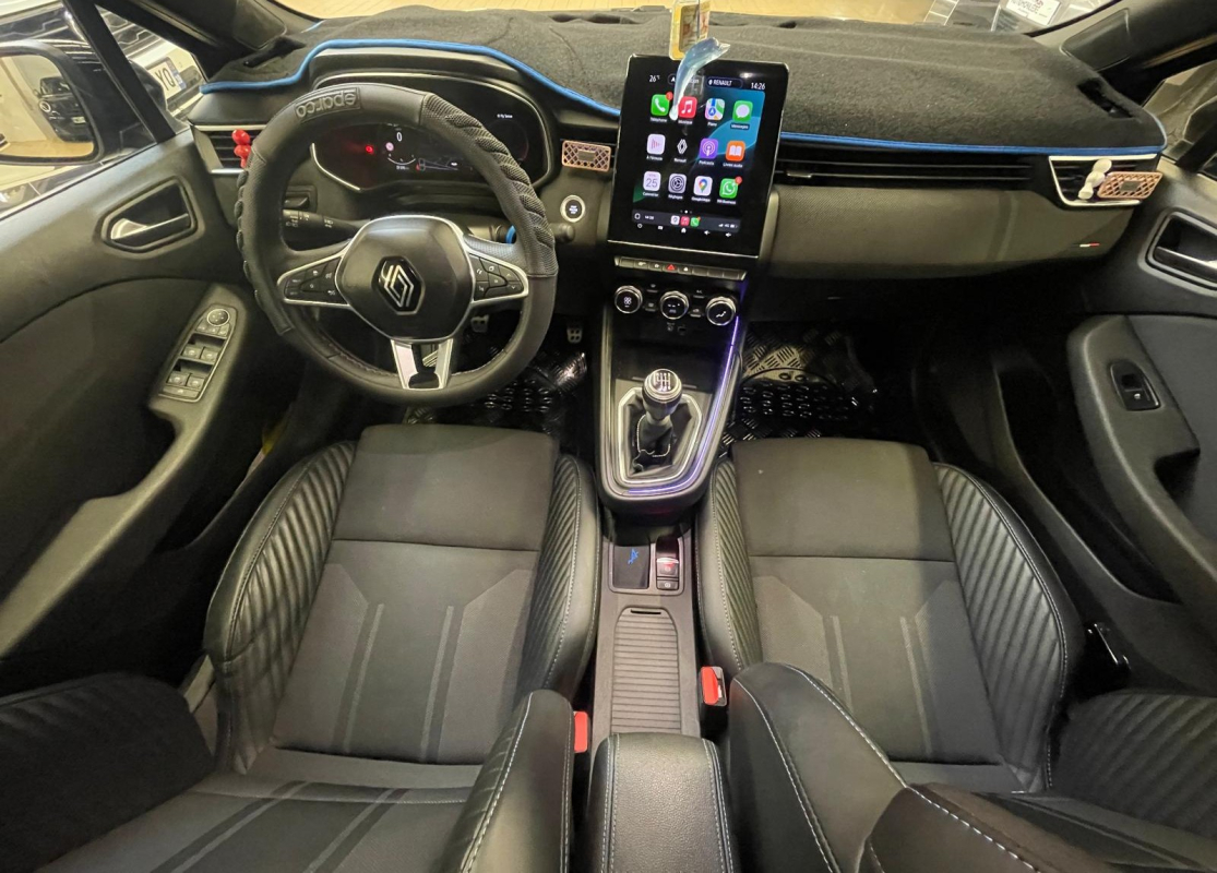 Renault Clio — 15